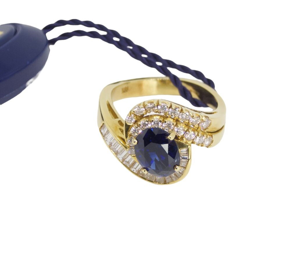 Anello Zaffiro Blu - Oro 18kt e Diamanti