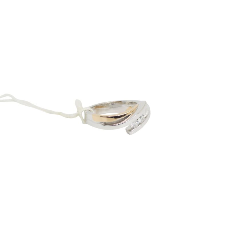 Anello Trilogy  - Oro 18kt e Diamanti - immagine 2