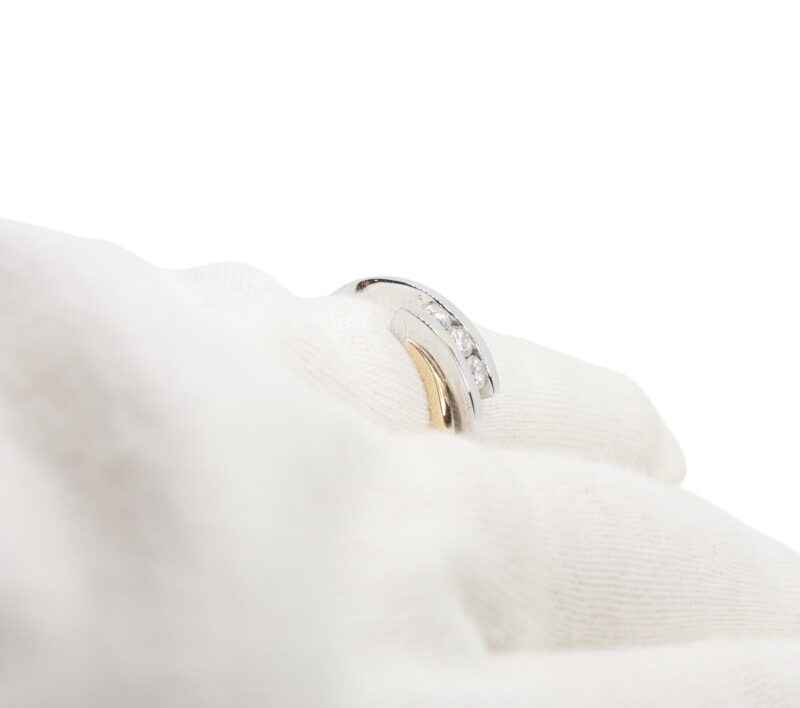 Anello Trilogy  - Oro 18kt e Diamanti - immagine 3